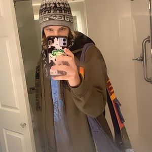 Meet your Posher, Ethan